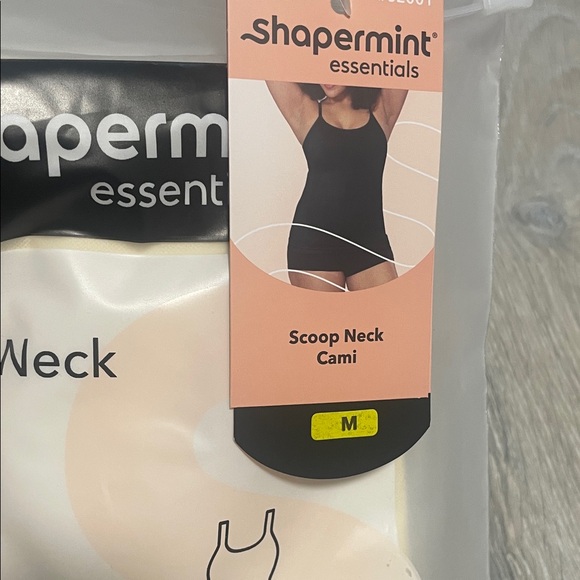 NWT Shapermint Cream Scoop Neck Cami - Picture 3 of 3